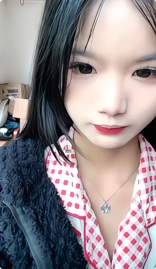 香蕉午夜一本,メイリン モデルコレクション メ,观看免费无删减完整版